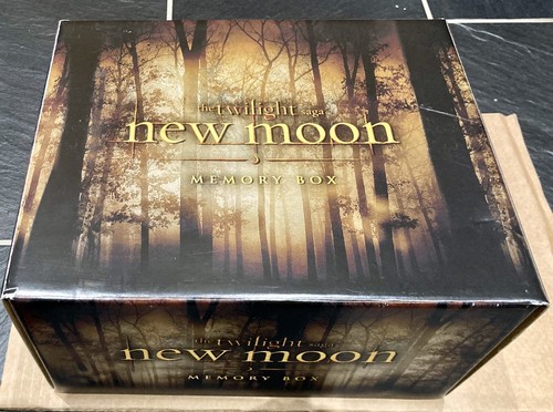 The twilight saga new - the,