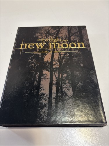 The twilight saga new - new, moon