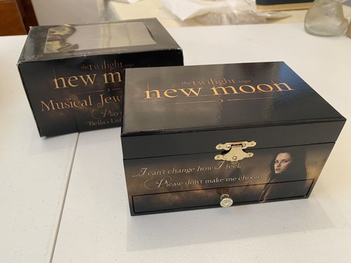 The twilight saga - saga, moon
